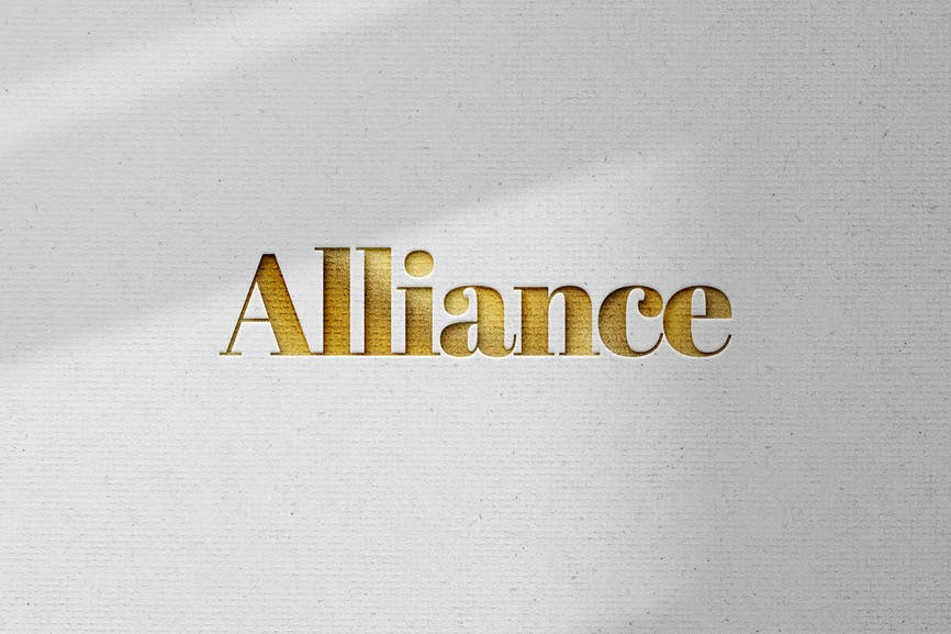 Gold Logo Mockup 8PP2GZ4